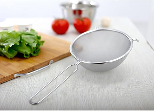 Stainless Steel Mesh Strainer, Fine Mesh Strainer with Handle, Kitchen Strainers Fine Mesh Sieve Strainer for Rice Quinoa Pasta Noodle,10 Inches