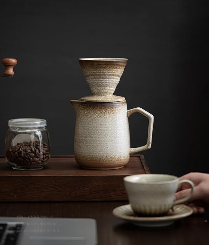 HYAXGM Pour Over Coffee Maker,Ceramic Coffee Maker With 100 pcs Paper Filter,16oz/480ml Pour Over Coffee Dripper (Retro gold)