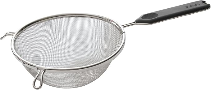 MSTP-6SM - 6-1/4" Single Medium Mesh Strainer with Plastic Handle