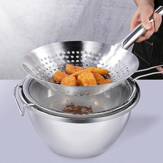 YARDWE Stainless Steel Skimmer Spoon Slotted Strainer Ladle Fine Mesh Wire Oil Filter Mandarin Colander Scoop for Kitchen Cooking (24CM)