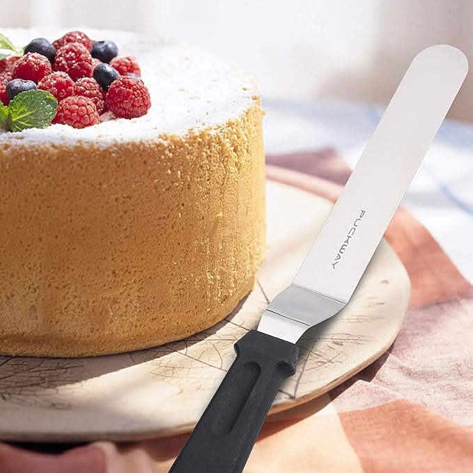 PUCKWAY 3 Metal Cake Offset Spatulas, 6 8 & 10 Inch Frosting Angled Icing Spatula for Decorating