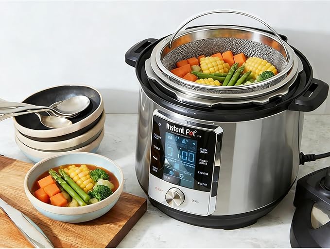 Steamer Basket for Instant Pot, Stainless Steel Vegetable Steamer Basket insert for 6 qt or 8 quart, Instant Pot Accessories, Stainless Steel Strainer Insert with Silicone Glove, Metal Egg Basket