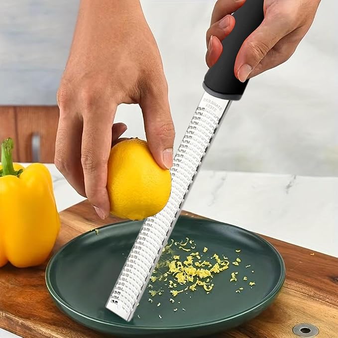 Cheese Grater,Cheese Grader Lemon Zester for Potato - Food Grater and Shredder, Block Cheese Grater with Protective Cover for Parmesan Cheese