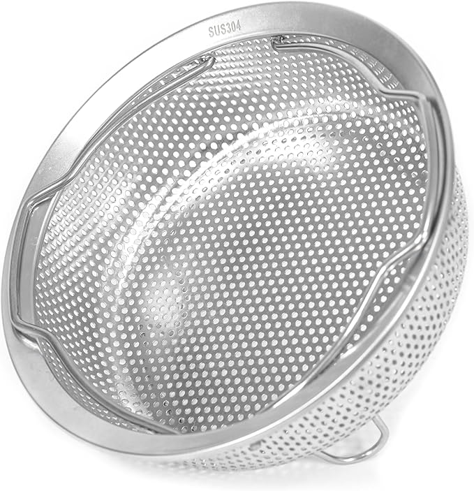 Stainless Steel Steamer Basket - Vegetable & Dumpling Steamer Insert for Pots, Instant Pot Accessories with Handles & Feet, Multi-Purpose Mesh Strainer for Cooking, Fruits (Silvery, Small)