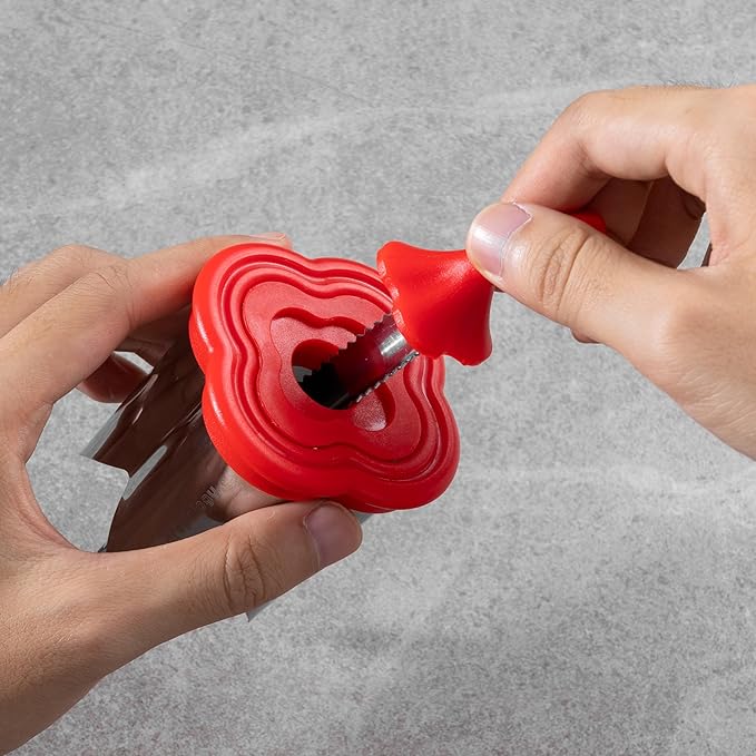 Pepper Seed Corer Remover, Upgrade 2 in 1 Bell Pepper Cutter Quickly Cutting and Deseeding Bell Pepper Corer Tool for Vegetables Kitchen Gadget