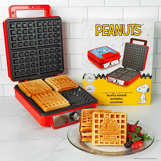 Uncanny Brands Peanuts Deluxe Waffler - Peanuts Iconic Characters and Symbols on Your Waffles