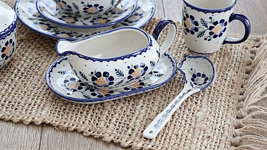 Blue Rose Polish Pottery - Yellow Sunflower Gravy Boat & Plate - 1.5 Cup Capacity - Perfect Gravy Boat for Holiday Dinners, Dinner Parties, and Everyday Dining