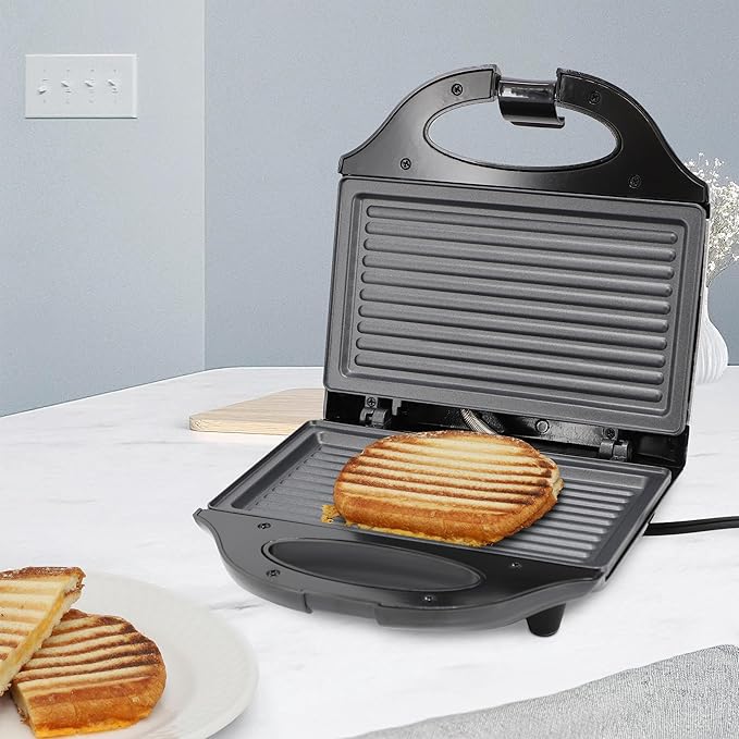 MegaChef Electric Non-Stick Aluminum Panini Press Sandwich Maker Grill, Compact Design, Panini Maker, Sandwich Grill, Countertop Grill Griddle (Grill Plate)