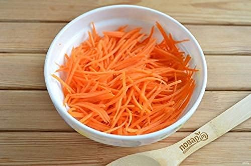 Korean Carrot Grater Julienne Slicer, Vegetable Shredder for Carrots, Cabbage & Cucumber, Stainless Steel Blades, Dishwasher Safe, Compact Handheld Mandoline (Orange)