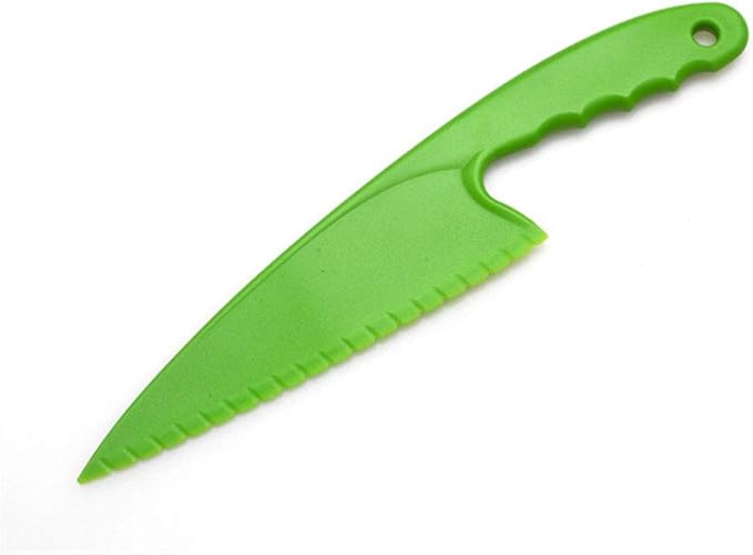 EORTA 4 Pieces Plastic Cake Knives with Serrated Edges Lettuce Knife Salad Vegetable Fruit Cutter with Handle Kitchen Serving Tool for Cake, Bread, Random Color