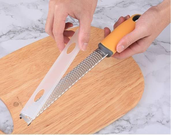 Lemon Zester Tool with Grater for Citrus, Ginger, Garlic, Nutmeg Zester Grater With Handle, Zester Having Protective Cover perfect For Lemons With Cleaning Brush.
