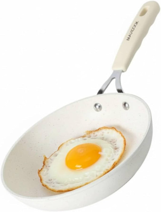 MAXCOOK Egg Pan, 8 Inch Omelette Pan Nonstick Skillet,Small Non Stick Frying Egg Pan,Medical Stone Coating Cookware, Induction Skillet for Eggs, PFOA Free Cookware (20 cm)