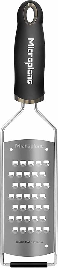 Microplane Gourmet Series Cheese Grater with Soft Touch Handle (Extra Coarse, Black)