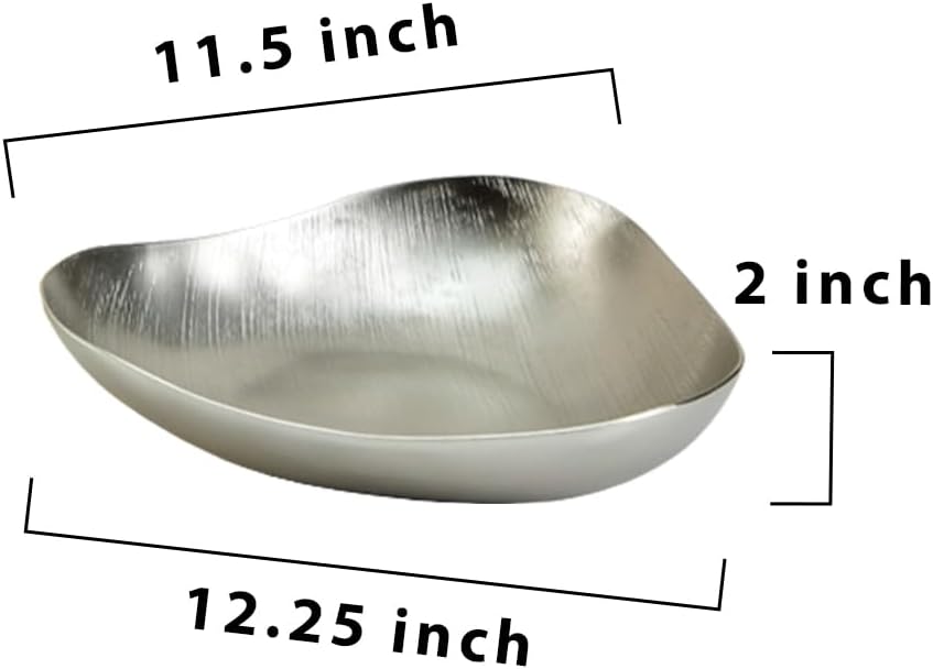 Serene Spaces Living Triangular Aluminum Tray, Gold & Silver Shiny Decorative Metal Tray, Holder for Accessories, Candles, Jewelry, Snacks, Fruits, Centerpiece for Kitchen or Dining Table, Pack of 12