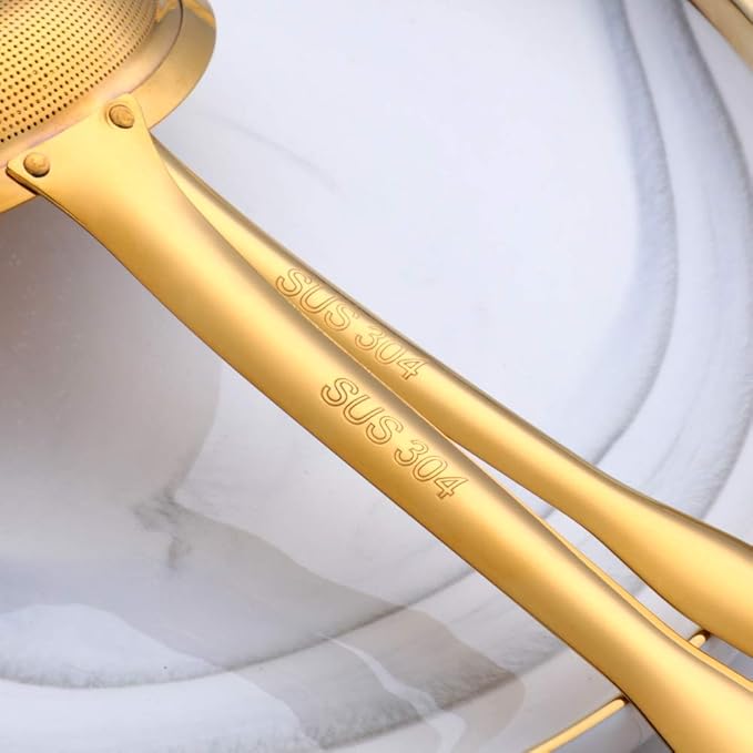 Set of 2 Food Strainers Fine Mesh, Mingcheng 304 Stainless Steel Hot Pot Fat Skimmers for Cooking Grease Gravy and Foam with Long Handle, Small(Dia 3.54in) and Large(Dia 4.53in) Size Gold