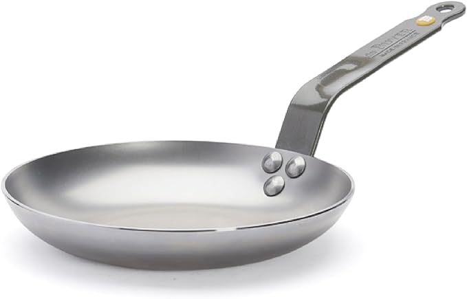 de Buyer MINERAL B Carbon Steel Omelette Pan - 8” Diameter, 6.9” Cooking Surface - Naturally Non-Stick Finish - Made in France