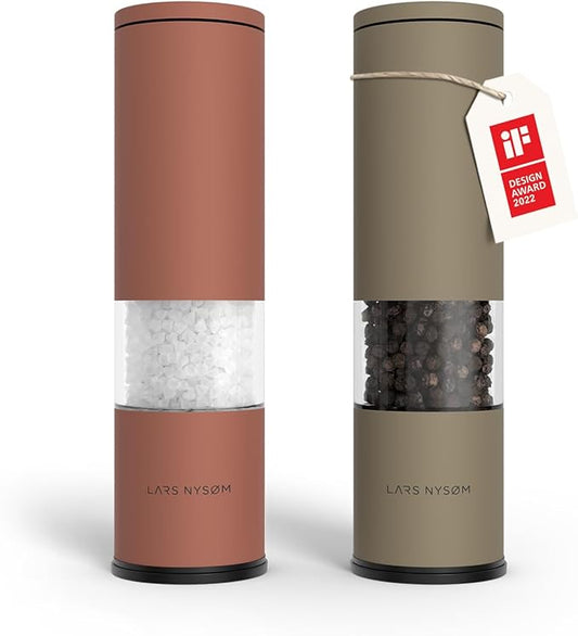 LARS NYSØM Salt and Pepper Grinder Set Manual, Stainless Steel Salt and Pepper Mills with Adjustable Ceramic Grinder I Design Spice Shakers (Red/Brown)