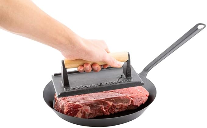 Restaurantware-7.9 x 3.9 x 2.8 Inch Bacon Press, 1 Heavy-Weight Burger Press - With Wooden Handle, Enamel Coating, Black Cast Iron Grill Weight, Textured Bottom, For Steak, Panini, And Grilled Cheese