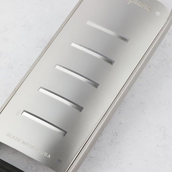 Microplane Professional Series - Large Rasp │Elegant Design Made of Stainless Steel │Perfect for Chocolate, Hard Cheese, Truffles, Coconut, Zucchini, Butter and More│Stainless Steel Blade - Made in