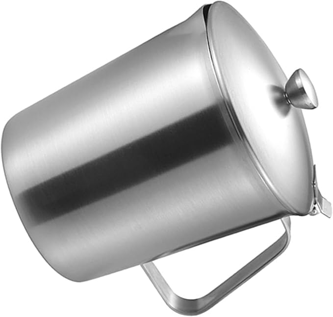 Measuring Cups Set, Stainless Steel Multipurpose Clear Markings Milk Frothing Pitcher, Portable Liquid Measuring Cup with Handle Lid for Latte Art Coffee Bar 500ml 16oz