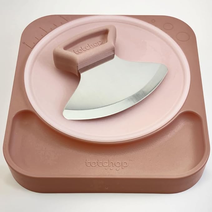 Sharp Rocker Knife for Adults – Chef-Grade Kitchen Knife for Parents and Kids 12+ with Non-Slip Cutting Board, Dishwasher Safe, One-Handed Meal Prep, Microplastic-Free Insert (Mocha Mousse)