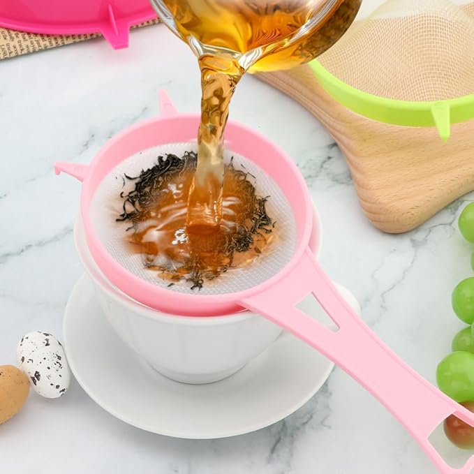 4Pcs Mesh Strainer Set, Plastic Fine Colander Set, Flour Sieve Filter Spoon with Handles, Sugar Sifters Fine Strainer Tea Filter for Filtering Coffee Juice Milk Honey Wine Pasta (COLOR:Random Colors)