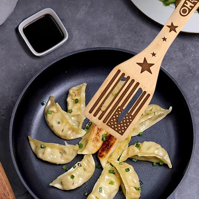 Make American Great Again! American Flag Iconic Architecture Gift Idea Cooking Serving Utensils Natural Bamboo Kitchen House Warming Presents Slotted Wooden Spoons for Cooking Utensils Set of 5…