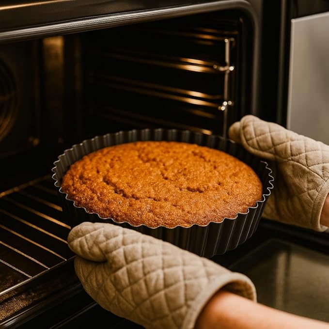 MGE - Dish Pie Pan - Deep Quiche Lorraine Pie Pan - Tart Pans with Removable Bottoms - Tarte Tatin Mould - Detachable Apple Cake Mould - Quiche Baking Dish (9.44 inch)