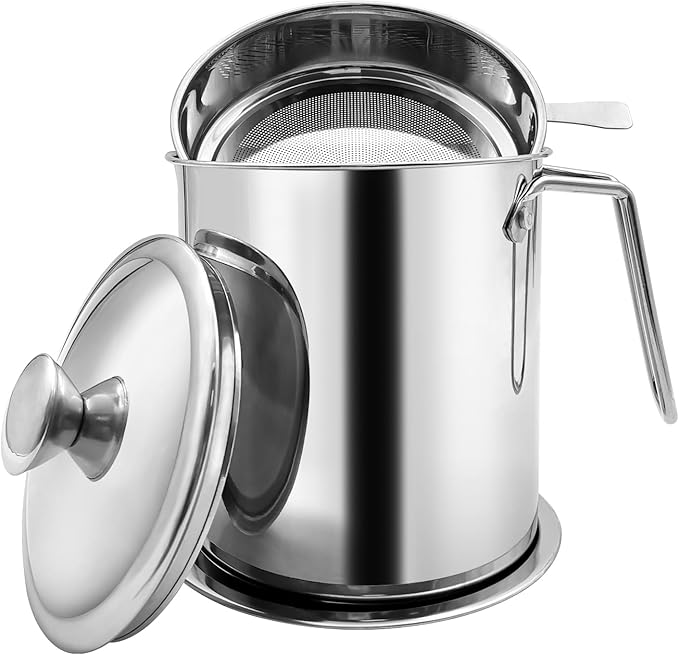 Bacon Grease Container With Strainer, 1.7L Grease Strainer and Container with Dust-Proof Lid, 304 Stainless Steel Oil Filter Storage with Fine Mesh 1.7L