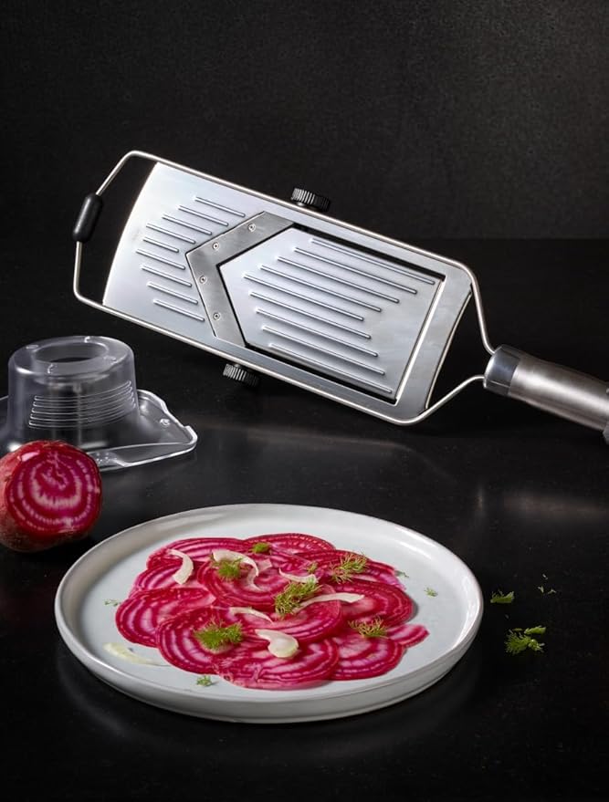 RÖSLE Supercut Slicer, V-Shaped Mandolin Slicer, 18/10 Stainless Steel Kitchen Utensil with 5 Cutting Thicknesses, Silicone Foot and Protective Cover for Vegetables or Fruits - 46cm