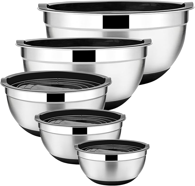 E-far Stainless Steel Mixing Bowls Set of 5, Size 7/3.5/2.5/1.5/1 QT, Metal Nesting Bowls with Black Airtight Lids & Non-Slip Bottoms, Great for Kitchen Cooking, Baking, Serving, Food Prep