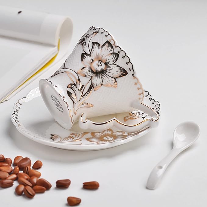 Teacup and Saucer and Spoon Sets，Vintage Bone China Tea Cups，Rose Teacup，Rose Flower Set 6.8 Oz，Euro Style Bone China Tea Cups and Saucers Set for Tea Party Christmas Gifts (Golden)
