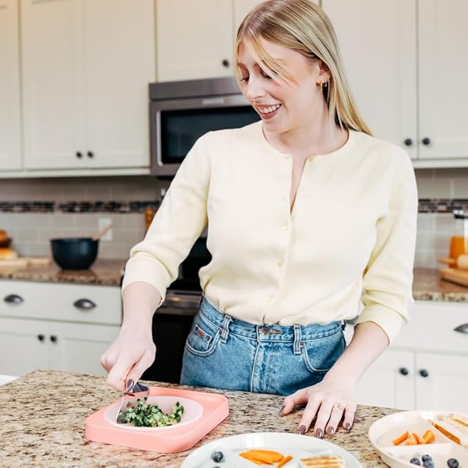 Sharp Rocker Knife for Adults – Chef-Grade Kitchen Knife for Parents and Kids 12+ with Non-Slip Cutting Board, Dishwasher Safe, One-Handed Meal Prep, Microplastic-Free Insert (Sweet Peach)