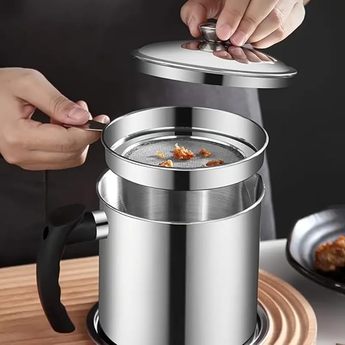 Bacon Grease Container with Strainer & Lid, 43oz Stainless Steel Grease Saver for Kitchen, Leakproof Oil Keeper with Non-Slip Handle, Fry Fat Storage Organizer for Cooking Oil/Grease