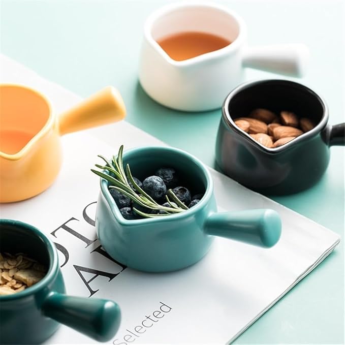 Gravy Boats Small Milk Cup Coffee Utensil With Handle Ceramic Household Sauce Dish Gravy Boat Sauce Jug(Pink)
