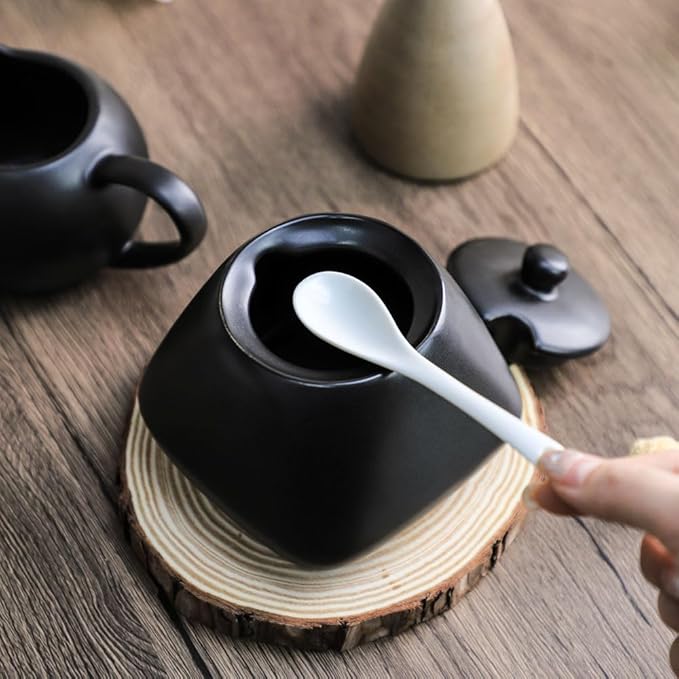 FUYU Ceramic Spice Jar Seasoning Box Condiment Pot Sugar Bowl with Lid and Spoon
