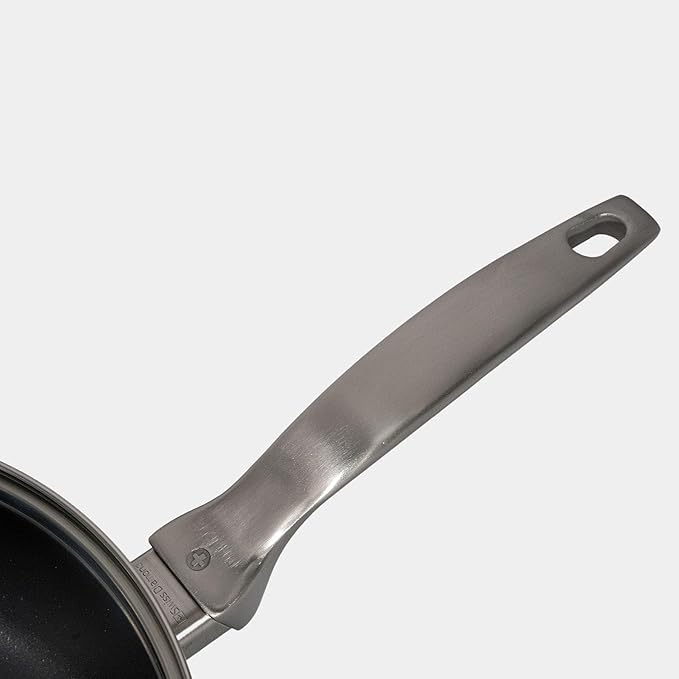 Swiss Diamond Nonstick Hybrid Ceramic and Diamond-Infused Deep Saute Pan With Glass Lid, Dou Ceramic, Dishwasher & Oven Safe Up To 500 °F (3.2 Quart)