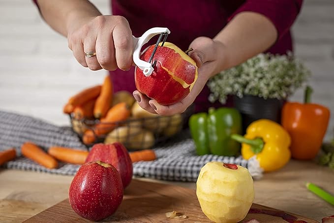 Kuhn Rikon Bar Keeper’s Friend – Original Swiss Peeler Set (2-Pack) | Professional Citrus Garnish & Vegetable Peeler Duo | Razor-Sharp, Lightweight, Made in Switzerland