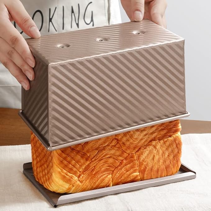 Pullman Loaf Pan with Lid, 1Pound Dough Capacity Rectangular Bread Pan, Non-Stick Long Bread Pans for Homemade Bread, 9x4inch Pullman Loaf Pan with Dough Scraper Cutter for Sandwich Bread