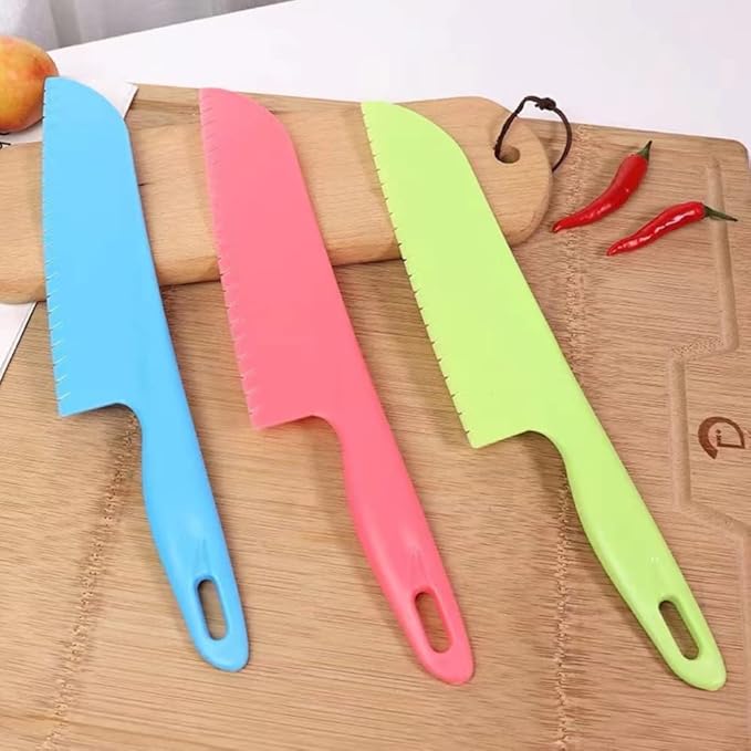 jawbush Professional Lettuce Knife to Prevent From Turning Brown, 11" Plastic Serrated Knives for Veggie, Fruit, Cake, Salad, Chef Knife for Cutting - Safe & Durable Nylon Knife Set, 3 Pack