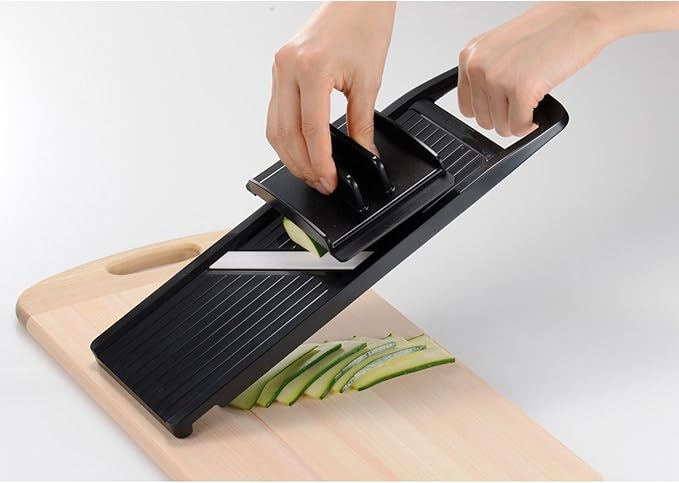 Kyocera Advanced Ceramic Wide Adjustable Slicer with Handguard, Black