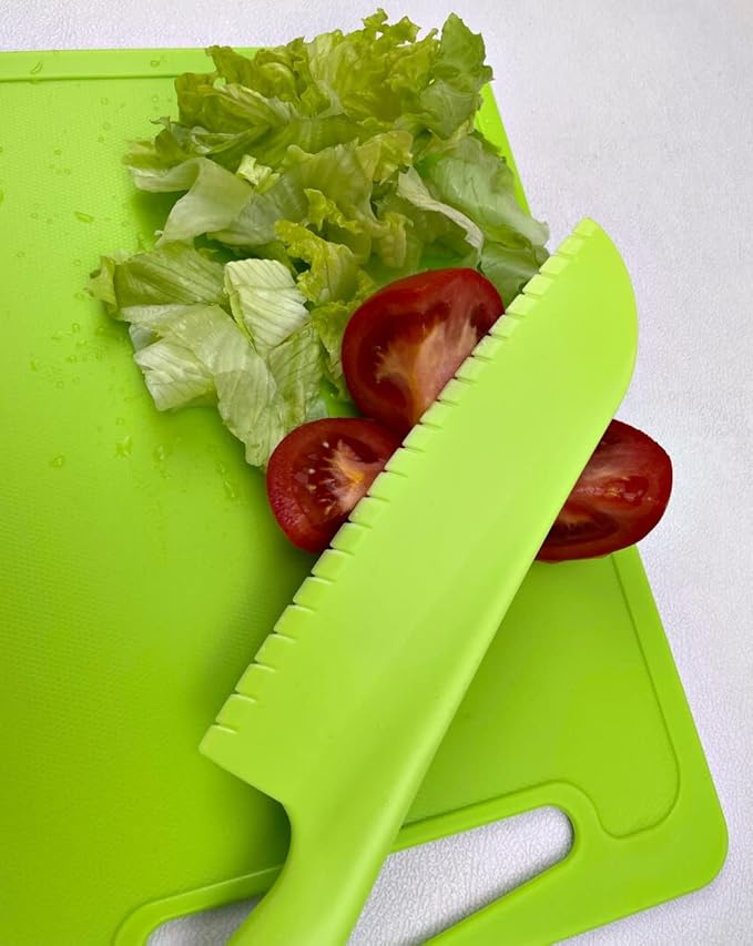 jawbush Professional Lettuce Knife, 11" Serrated Salad Cutter for Veggies, Fruit, Bread, Cake, Salad, Plastic Kitchen Nylon Knife for Cooking and Cutting to Prevent Turning Brown, Green