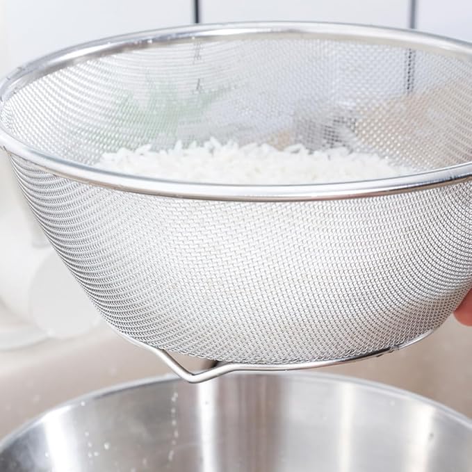 1PC Stainless Steel Rice Washing Sieve Strainer 7inch Kitchen Mesh Net Strainer Basket Drainer Washing Bowl Sieve Sifters for Vegetable Fruits Rice Washing