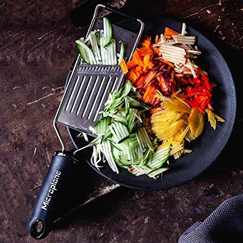 Microplane Julienne Professional Vegetable Slicer for Potato, Apple, Carrot, Zucchini and Red Cabbage in Black with Stainless Steel Blades