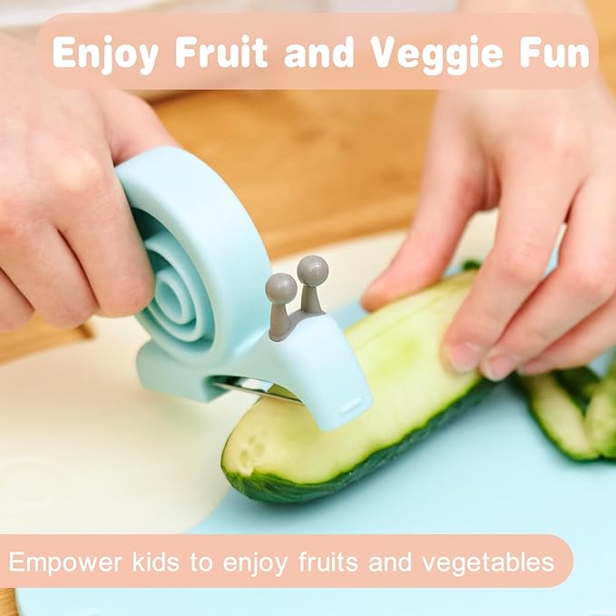 Kibbidea Vegetable Peeler, Kids Potato Fruit Peeler for Kitchen with Cut-proof Glove, Kids Cute Kitchen Accessories (Blue)