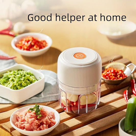 ELECTRIC GARLIC MINCE, 250ML Food Chopper USB, Mini Vegetable Chopper, Garlic Mincer, Onion Chopper, Portable Small Food Processor (white)