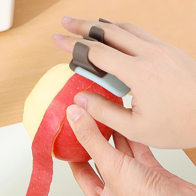 4Pcs Stainless Steel Finger Vegetable Peeler - Ergonomic Fuirts Thumb Peeler with Grip for Pears, Potatoes, Carrots & Cucumbers | Small Palm Size Kitchen Peeling Utensils