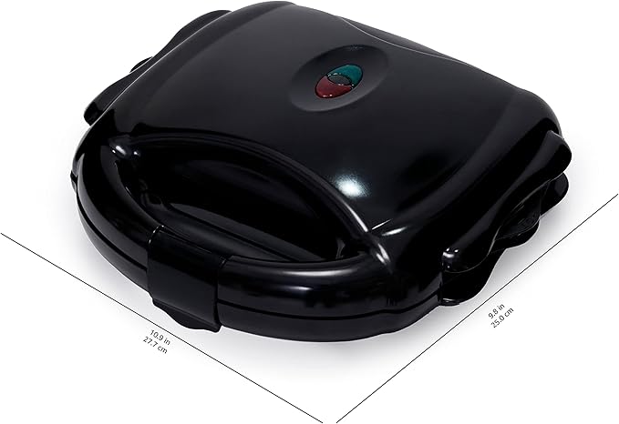 Amazon Basics Waffle, Sandwich Maker and Grill 3-in-1 Black, 700W