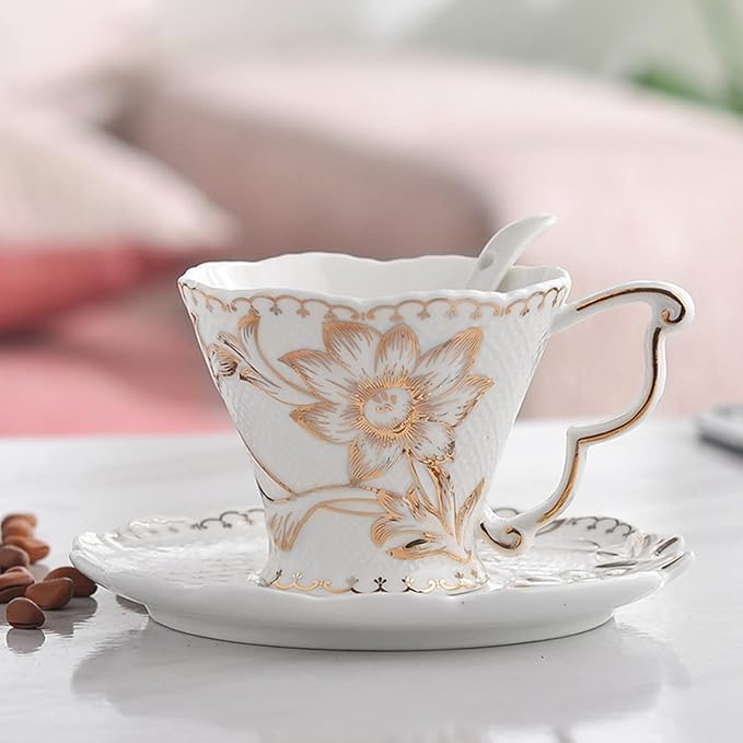 Teacup and Saucer and Spoon Sets，Vintage Bone China Tea Cups，Rose Teacup，Rose Flower Set 6.8 Oz，Euro Style Bone China Tea Cups and Saucers Set for Tea Party Christmas Gifts (Golden)