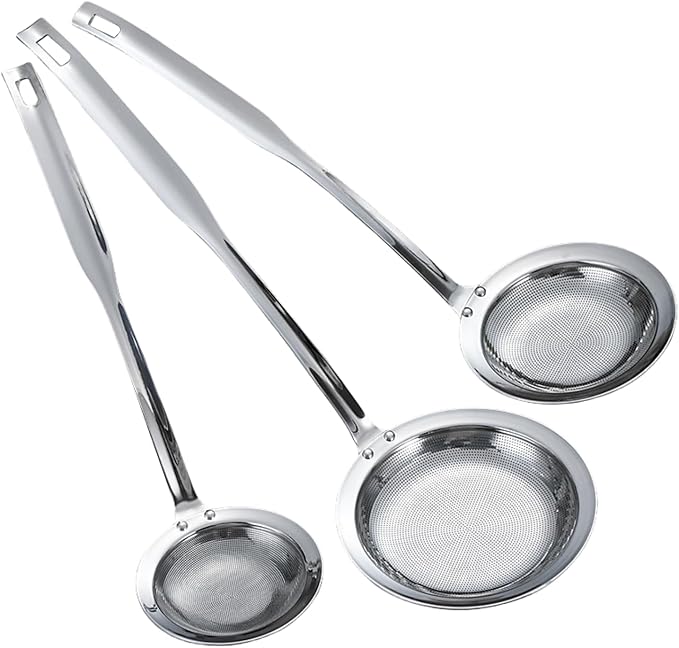 3Pack Fine Mesh Strainer, Metal Flat Skimmer Ladle Colander with Long Handle, Skimmer Cooking Basket for Kitchen food Strainer, Filtering Tea, Matcha, Cocktails, Juice (Small + Medium+ Large)